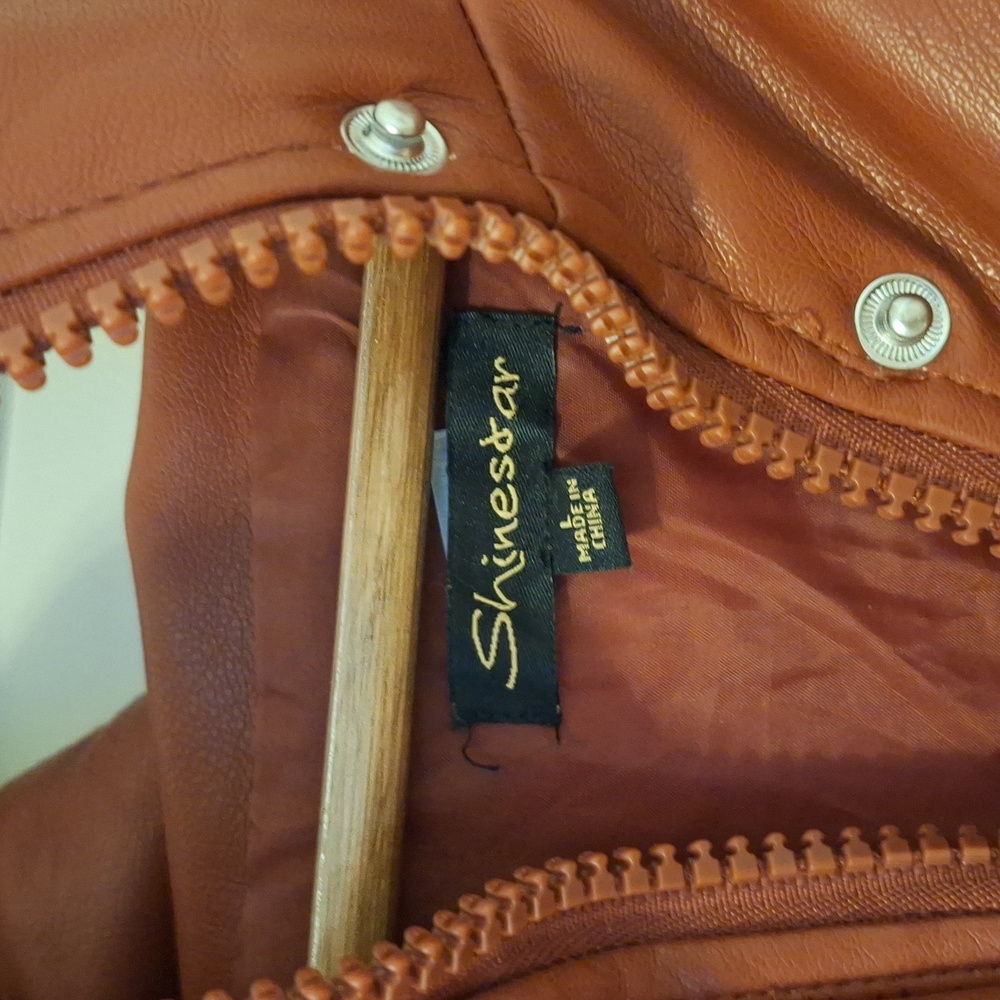 Cropped bomber jacket - Picture 2 of 5